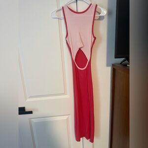 Casual pink midi dress